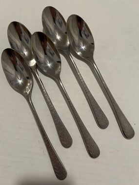 Robert Welch 5 dinner spoons flatware